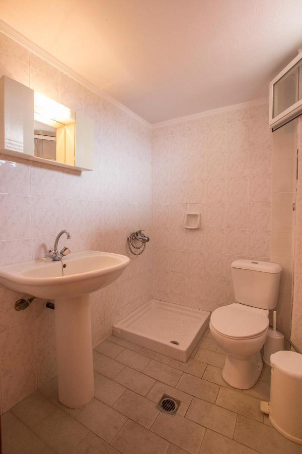 George Laz Rooms Nea Vrasna Exterior foto