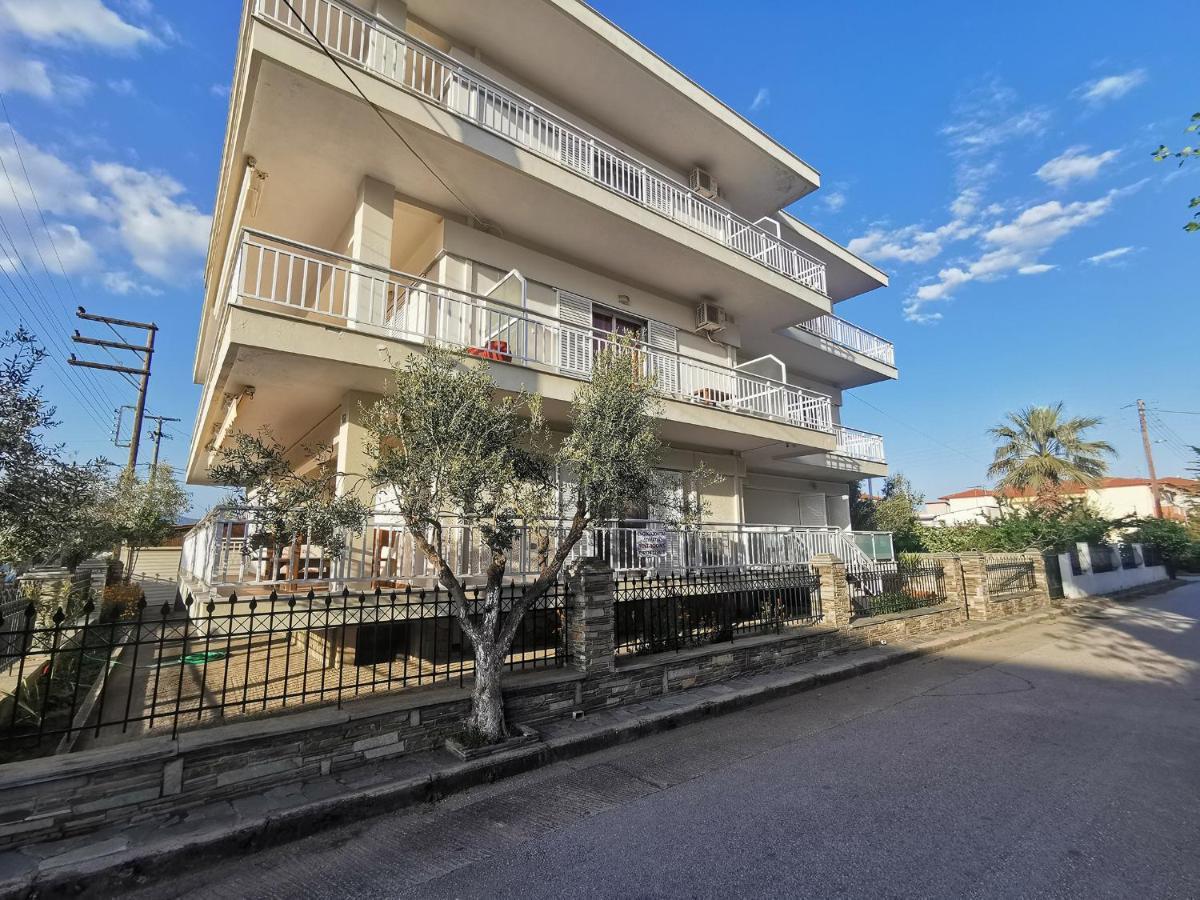 George Laz Rooms Nea Vrasna Exterior foto