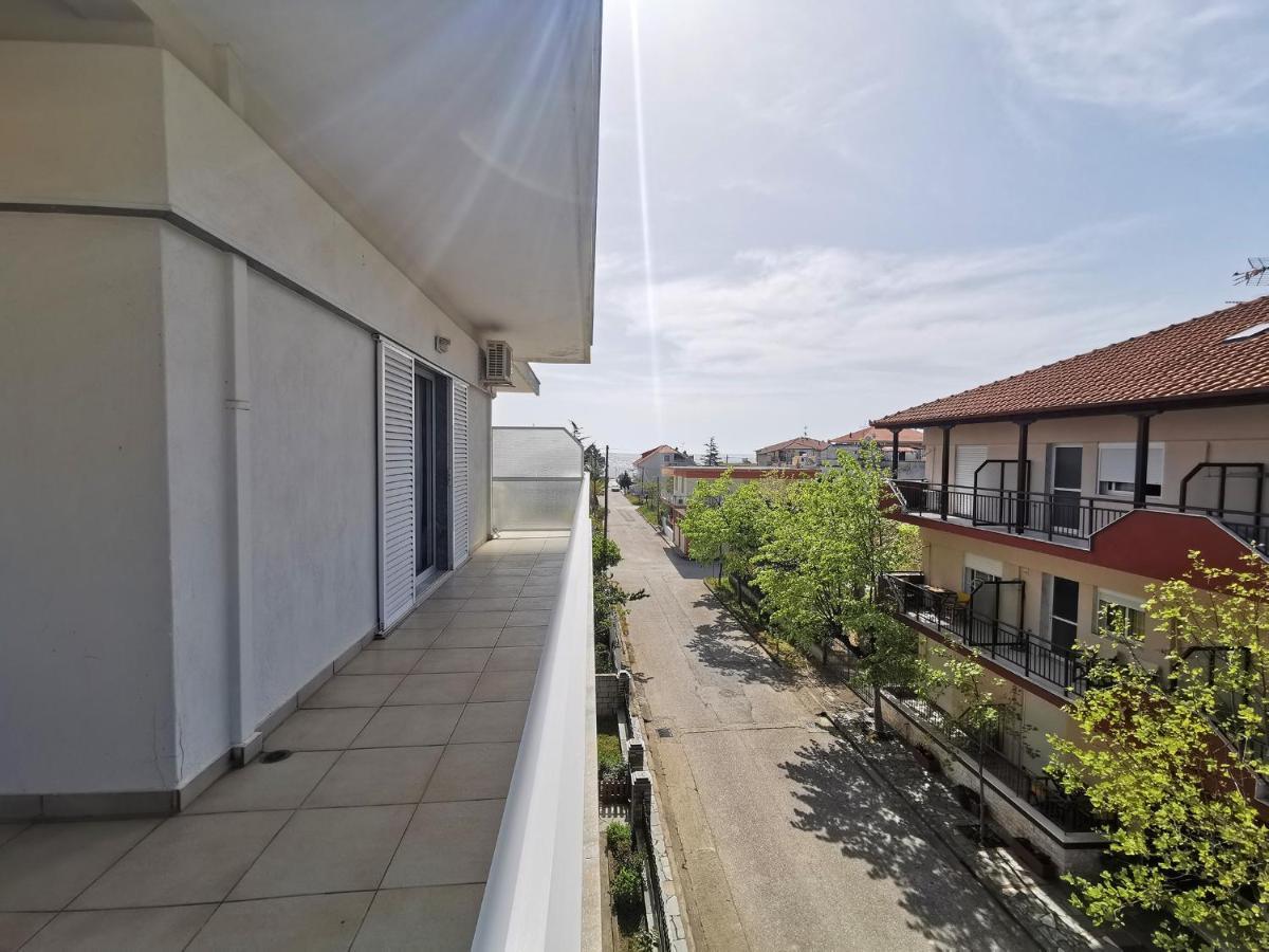 George Laz Rooms Nea Vrasna Exterior foto