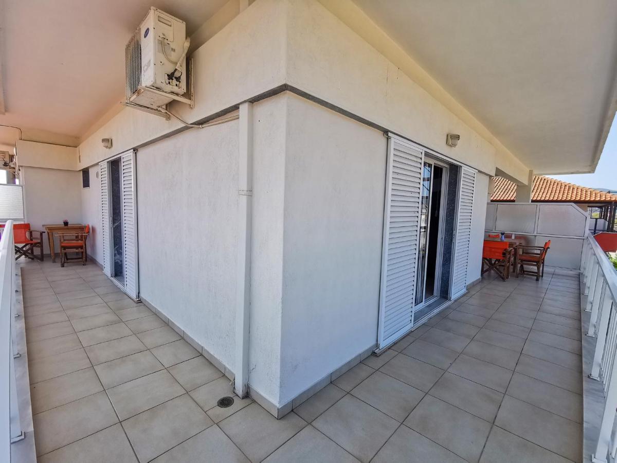 George Laz Rooms Nea Vrasna Exterior foto