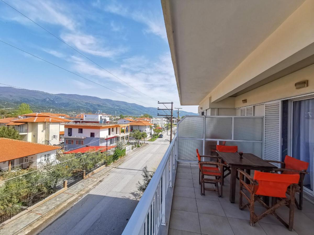 George Laz Rooms Nea Vrasna Exterior foto