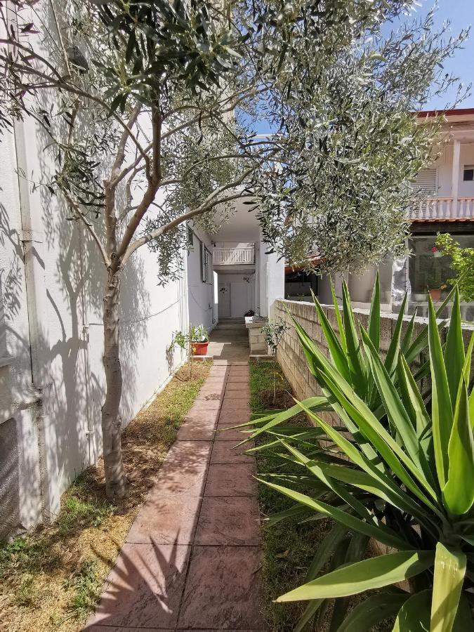 George Laz Rooms Nea Vrasna Exterior foto