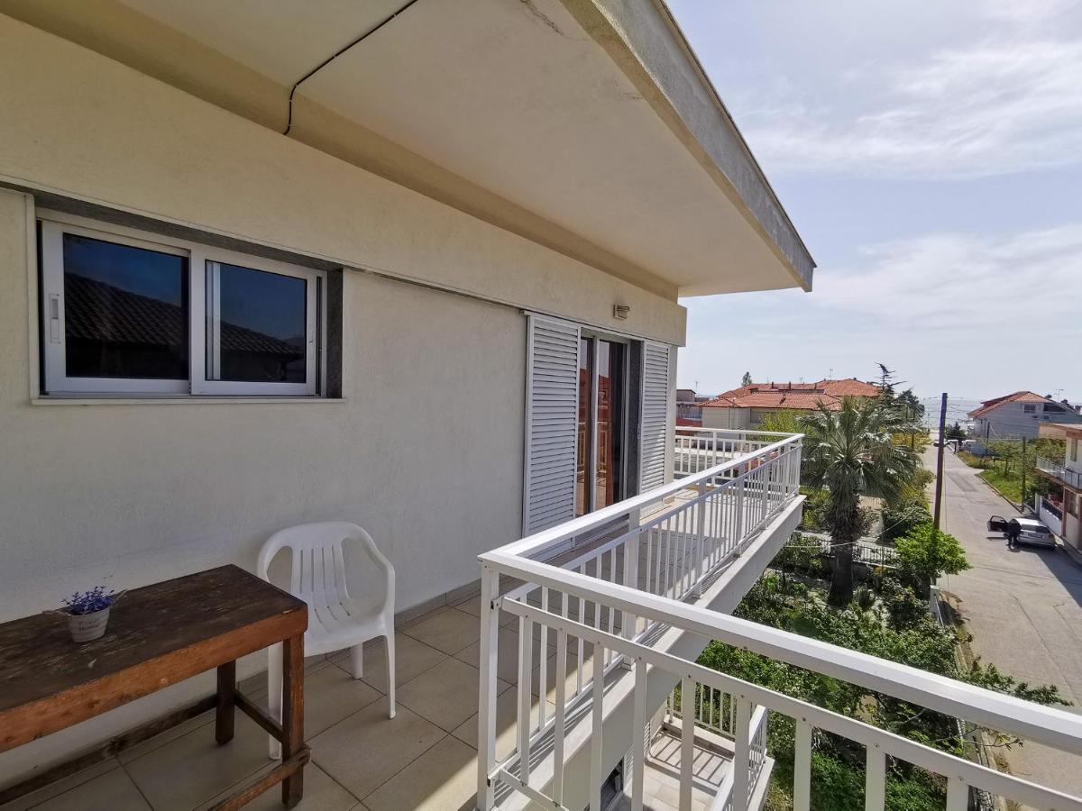George Laz Rooms Nea Vrasna Exterior foto